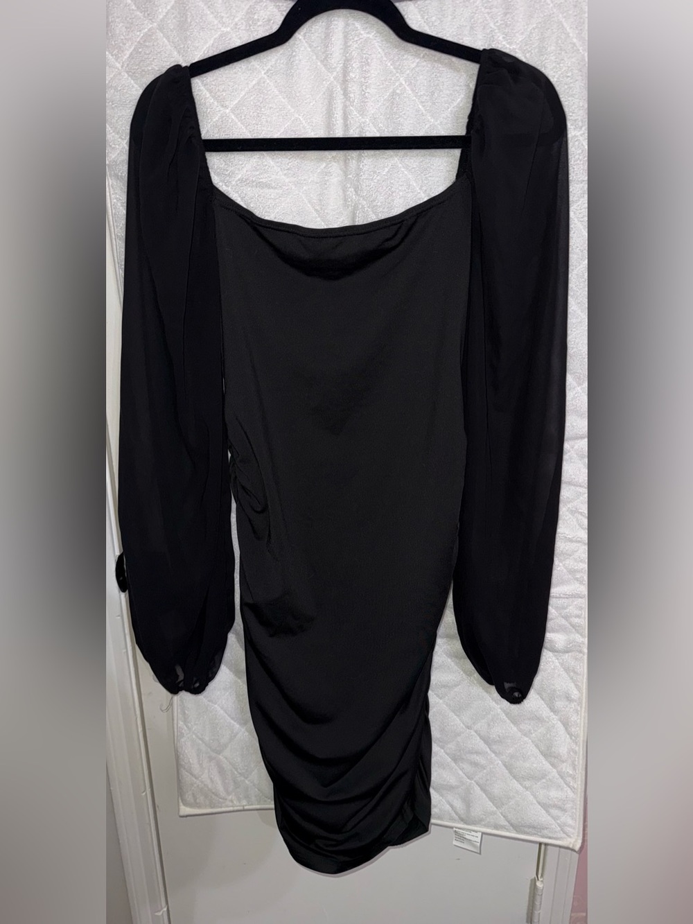 SHEIN Black Long Sleeve Ruched Bodycon Dress